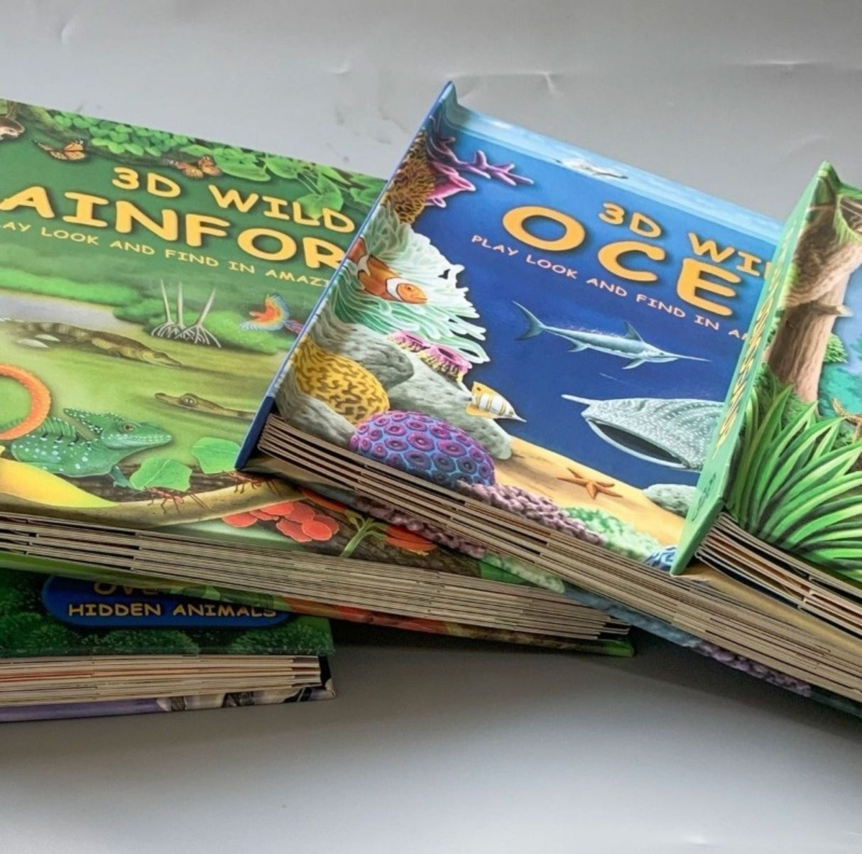 3D WILD three-dimensional book hardcover 4 volumes Ocean World Animal World Dinosaur World