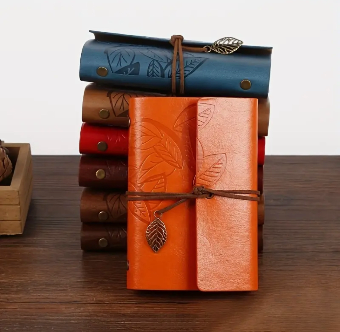Retro Leaf Faux Leather Loose-leaf Notebook Strap Portable Travel Record Hand Ledger Learning Stationery