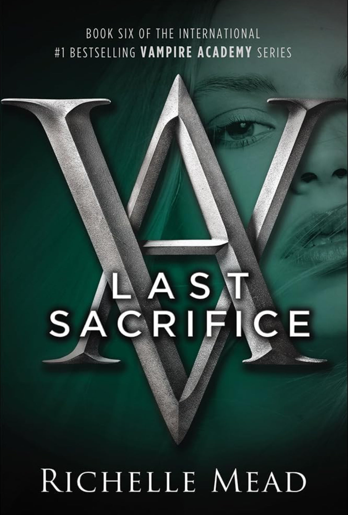 Last Sacrifice (Vampire Academy (Prebound)
